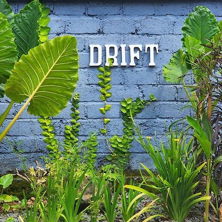 Hotel Drift Hideaway à Kuta  Extérieur photo